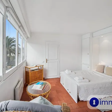 Air-conditioned With Swimming Pool In St Tropez Saint-Tropez